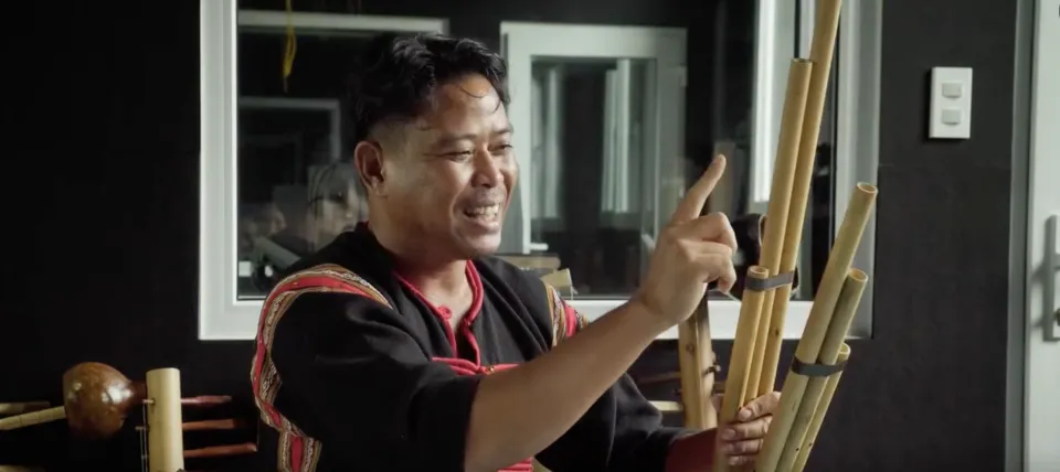 Seasound - About "Đing Năm"